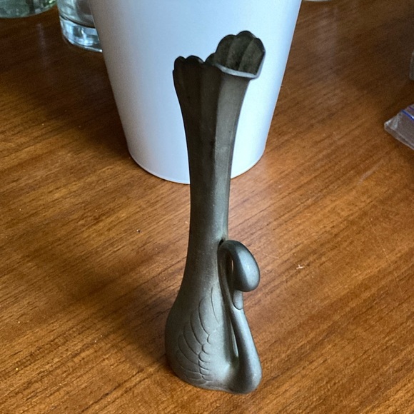 Elegant Silver Swan bud vase - Picture 3 of 4